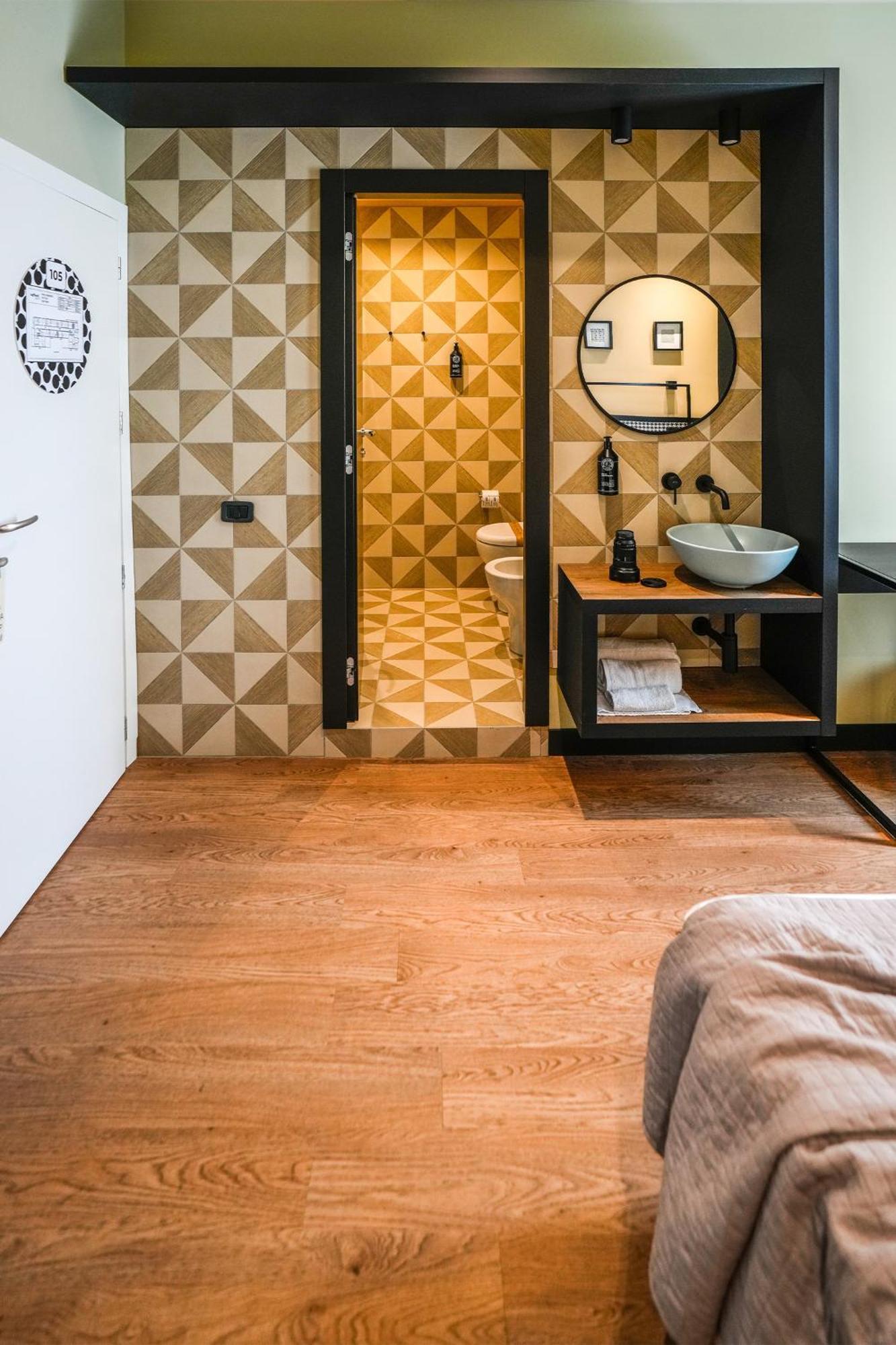 Hotel Vagabond Riccione Luaran gambar